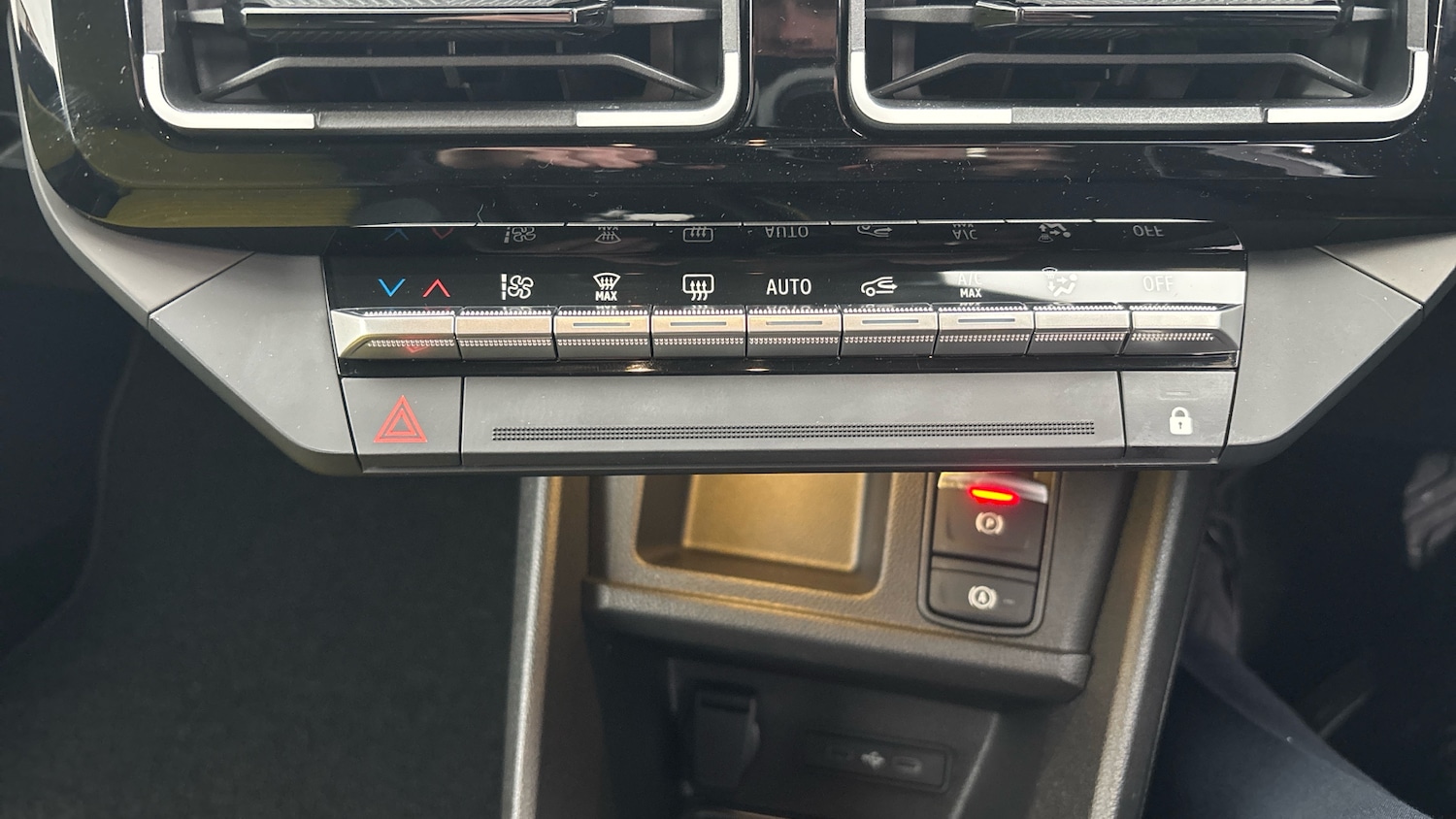 Used Renault 5 2025 for sale - 77005818: Photo 37