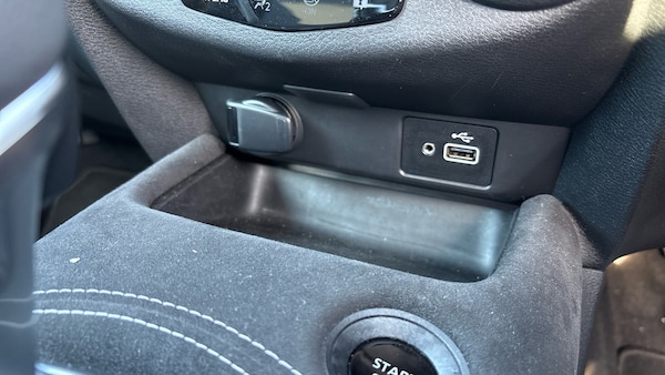 Used Nissan Juke 2024 for sale - 76101237: Photo 35