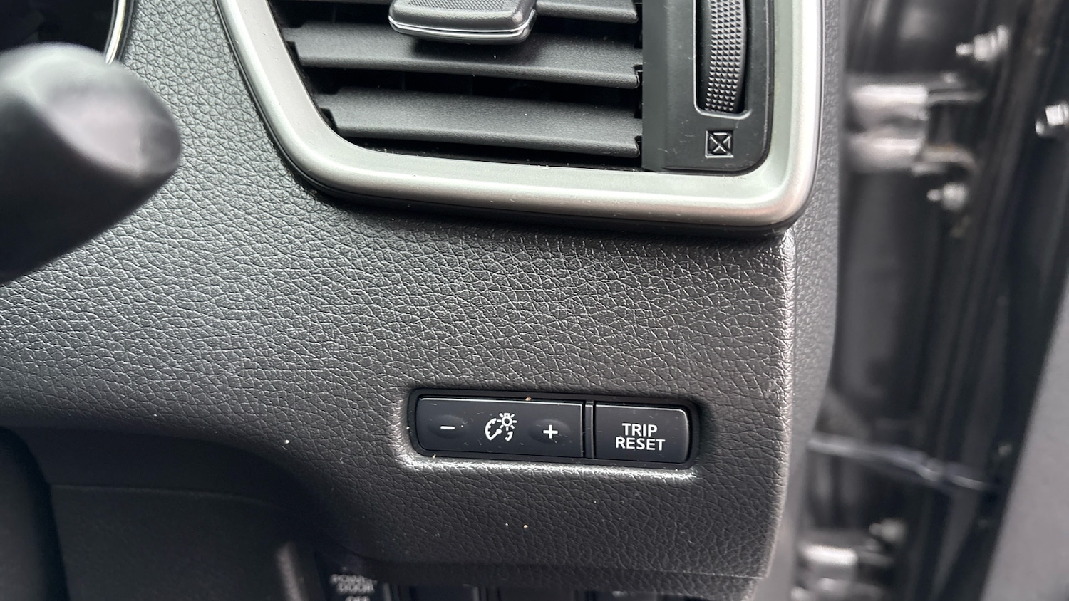 Used Nissan X-Trail 2016 for sale - 77898716: Photo 44