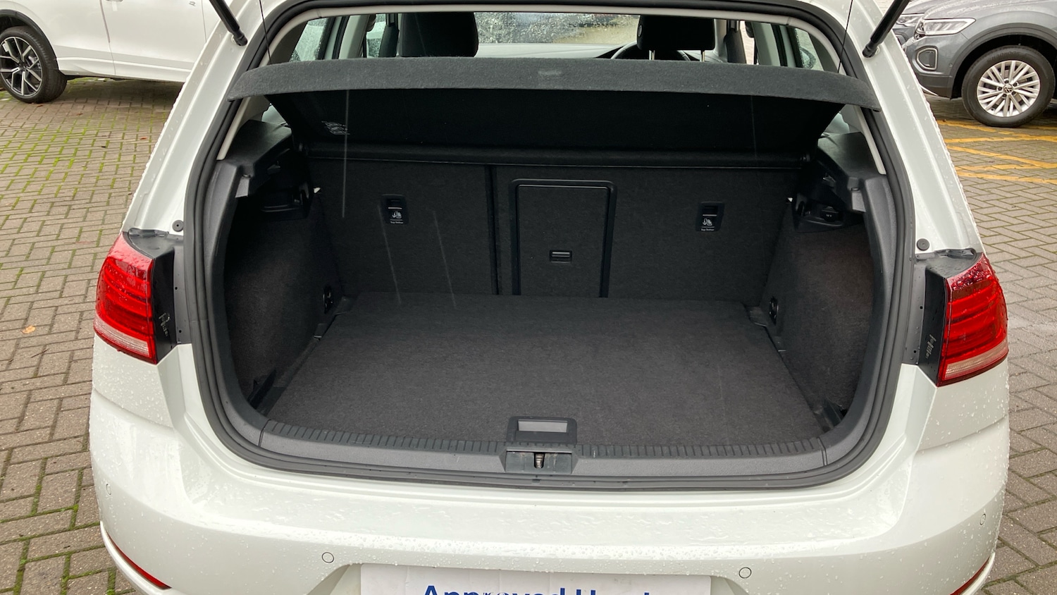 Used Volkswagen Golf 2017 for sale - 76795085: Photo 20