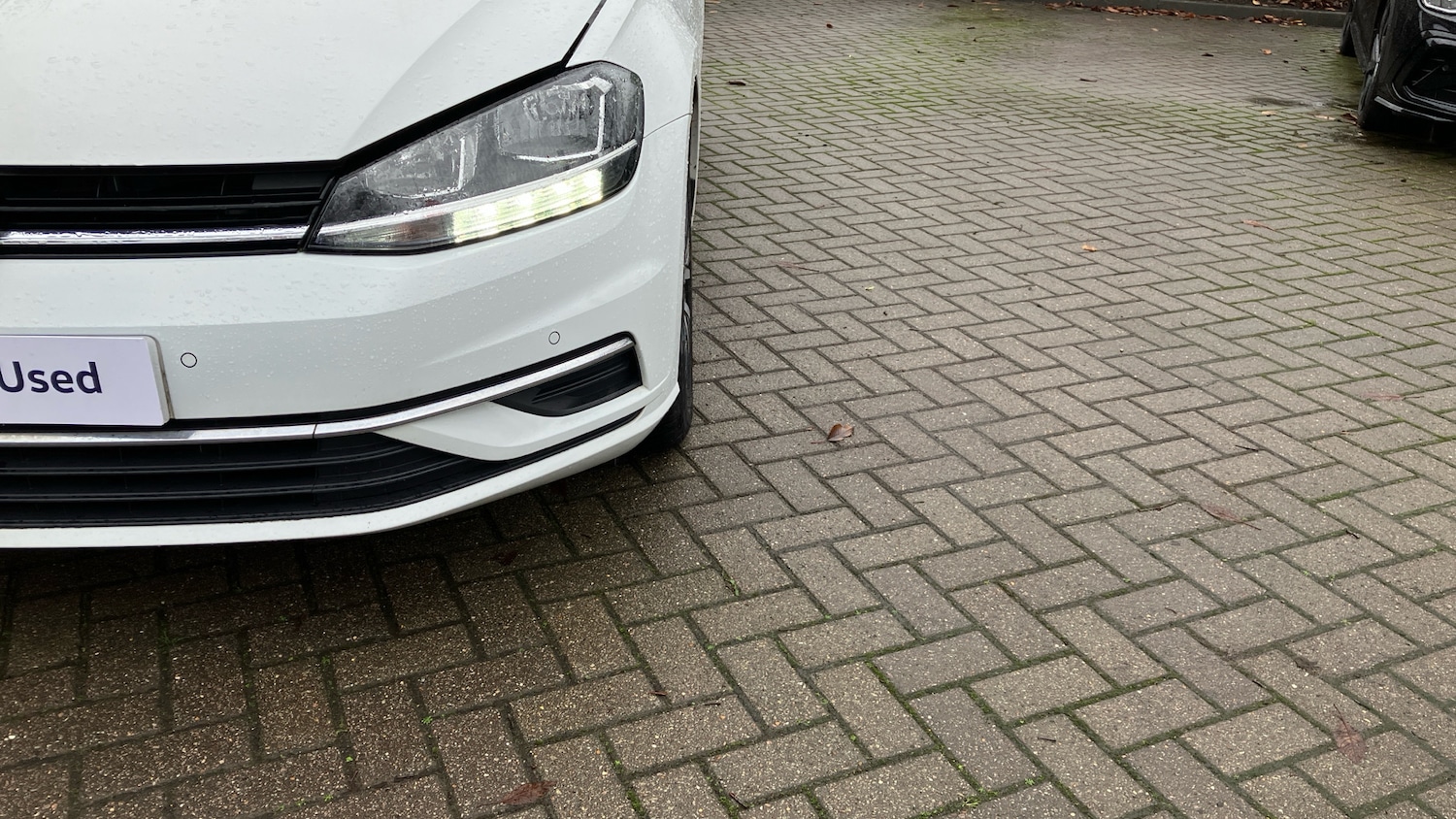 Used Volkswagen Golf 2017 for sale - 76795085: Photo 29