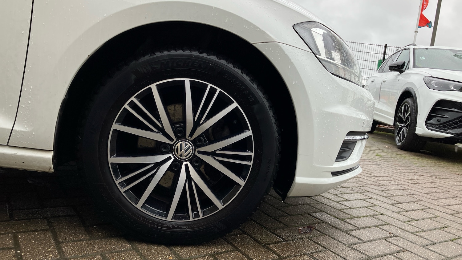 Used Volkswagen Golf 2017 for sale - 76795085: Photo 5