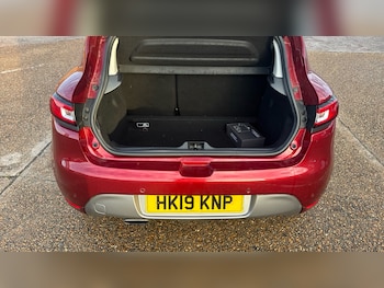 Used Renault Clio 2019 for sale - 76831489: Photo
