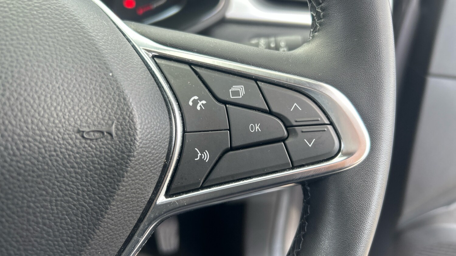 Used Renault Captur 2023 for sale - 77830375: Photo 29