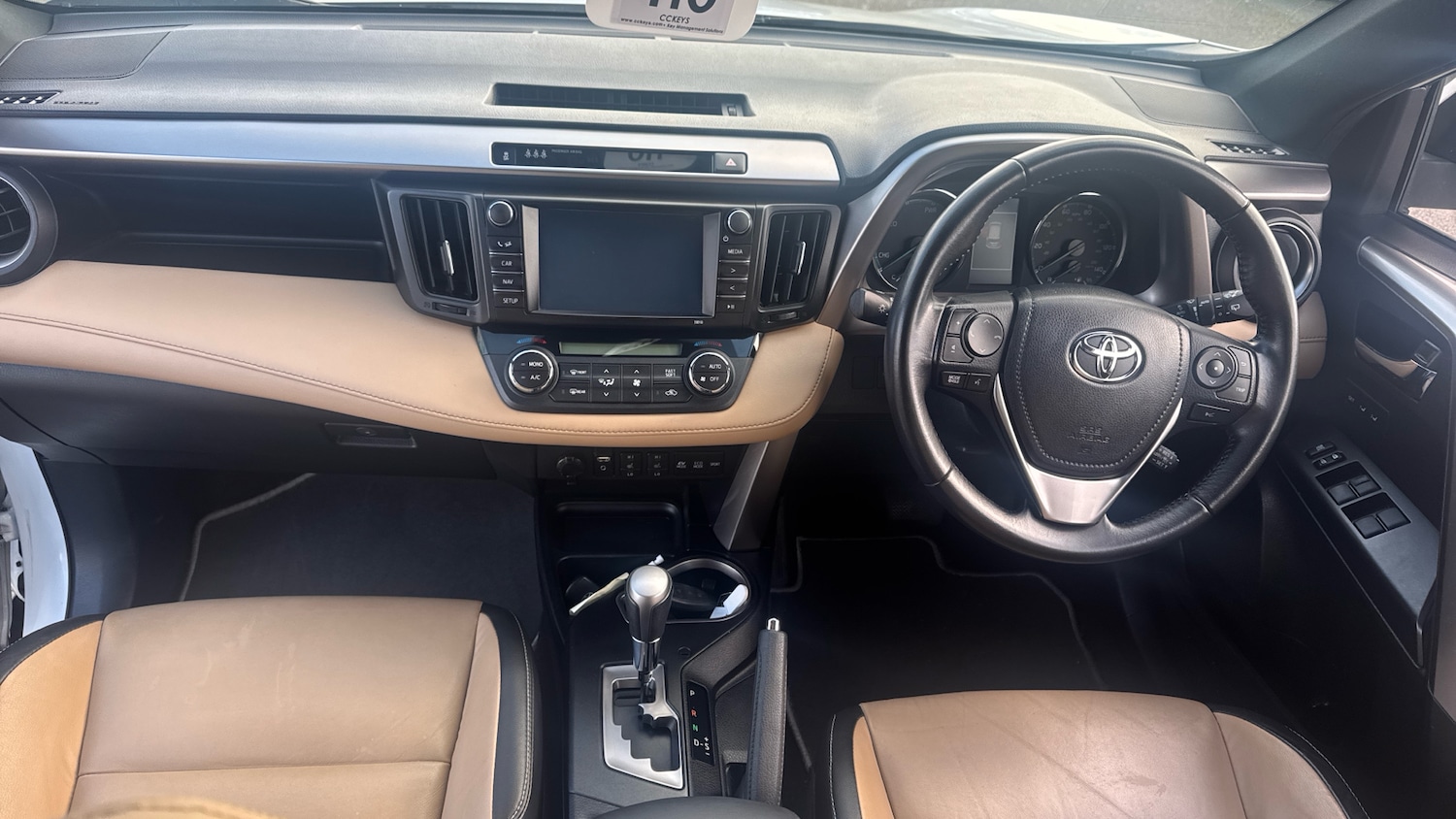 Used Toyota RAV4 2017 for sale - 77803512: Photo 10