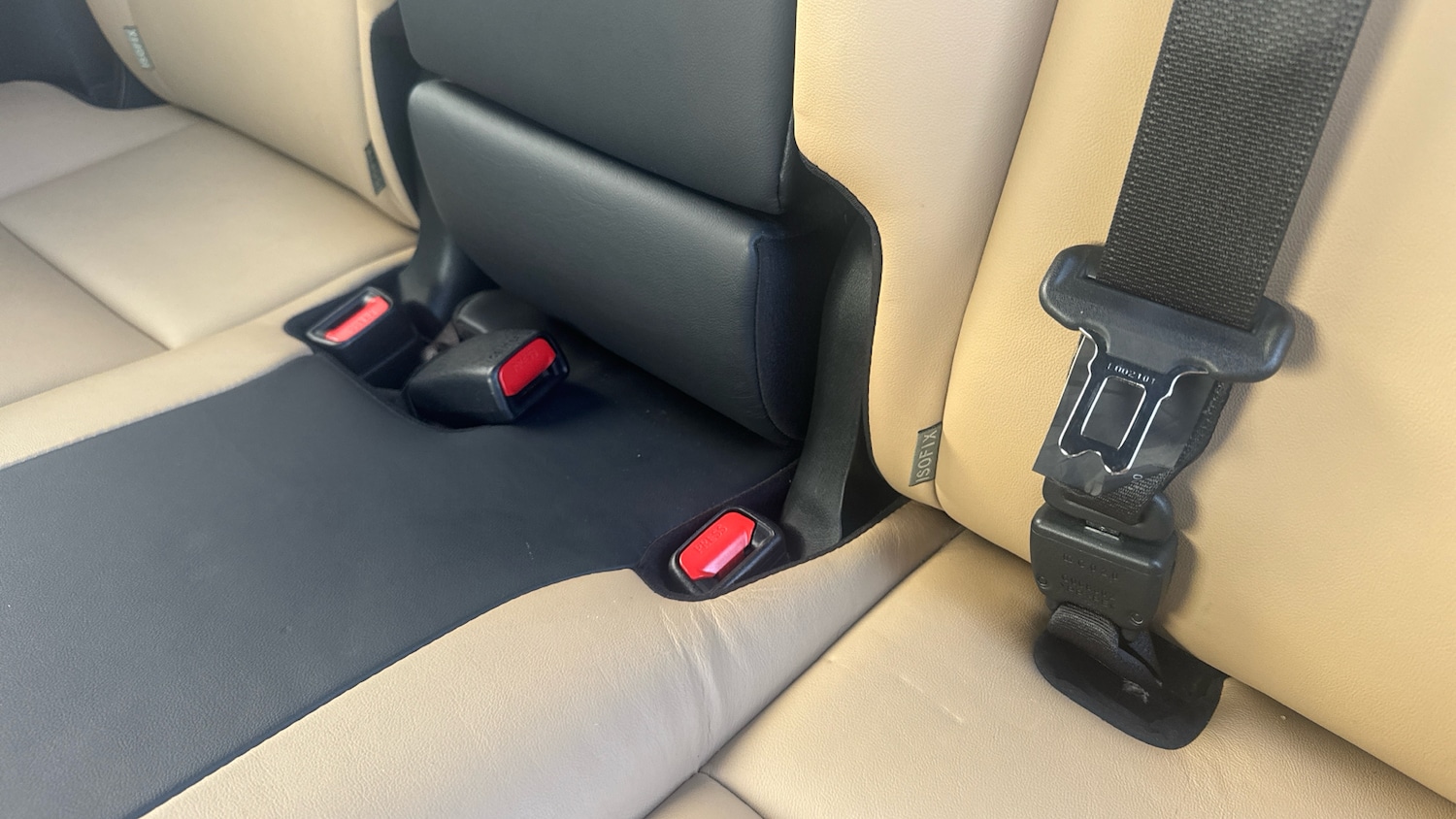 Used Toyota RAV4 2017 for sale - 77803512: Photo 17