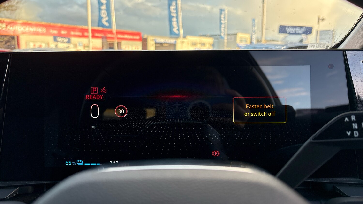 Used Renault Megane E Tech 2023 for sale - 76763086: Photo 18