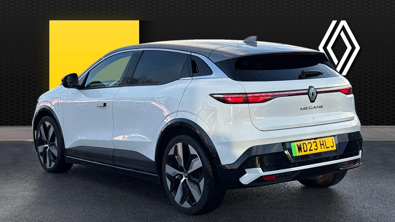 Used Renault Megane E Tech 2023 for sale - 76763086: Photo 2