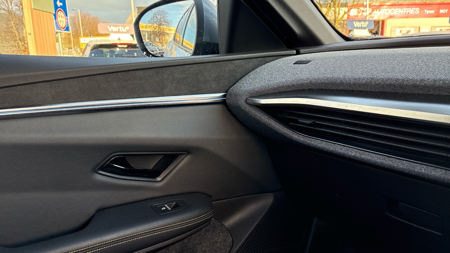 Used Renault Megane E Tech 2023 for sale - 76763086: Photo 25