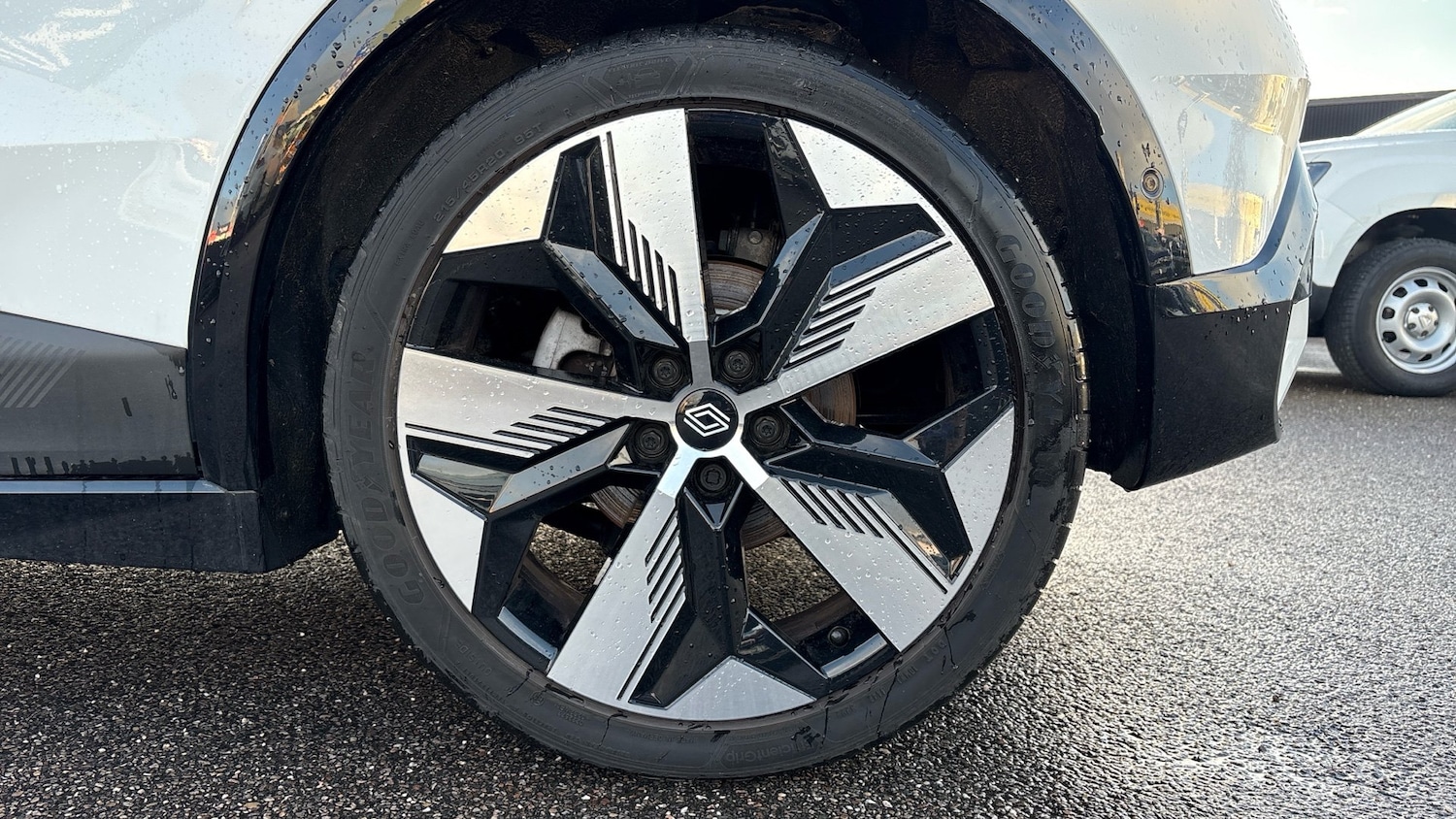 Used Renault Megane E Tech 2023 for sale - 76763086: Photo 7