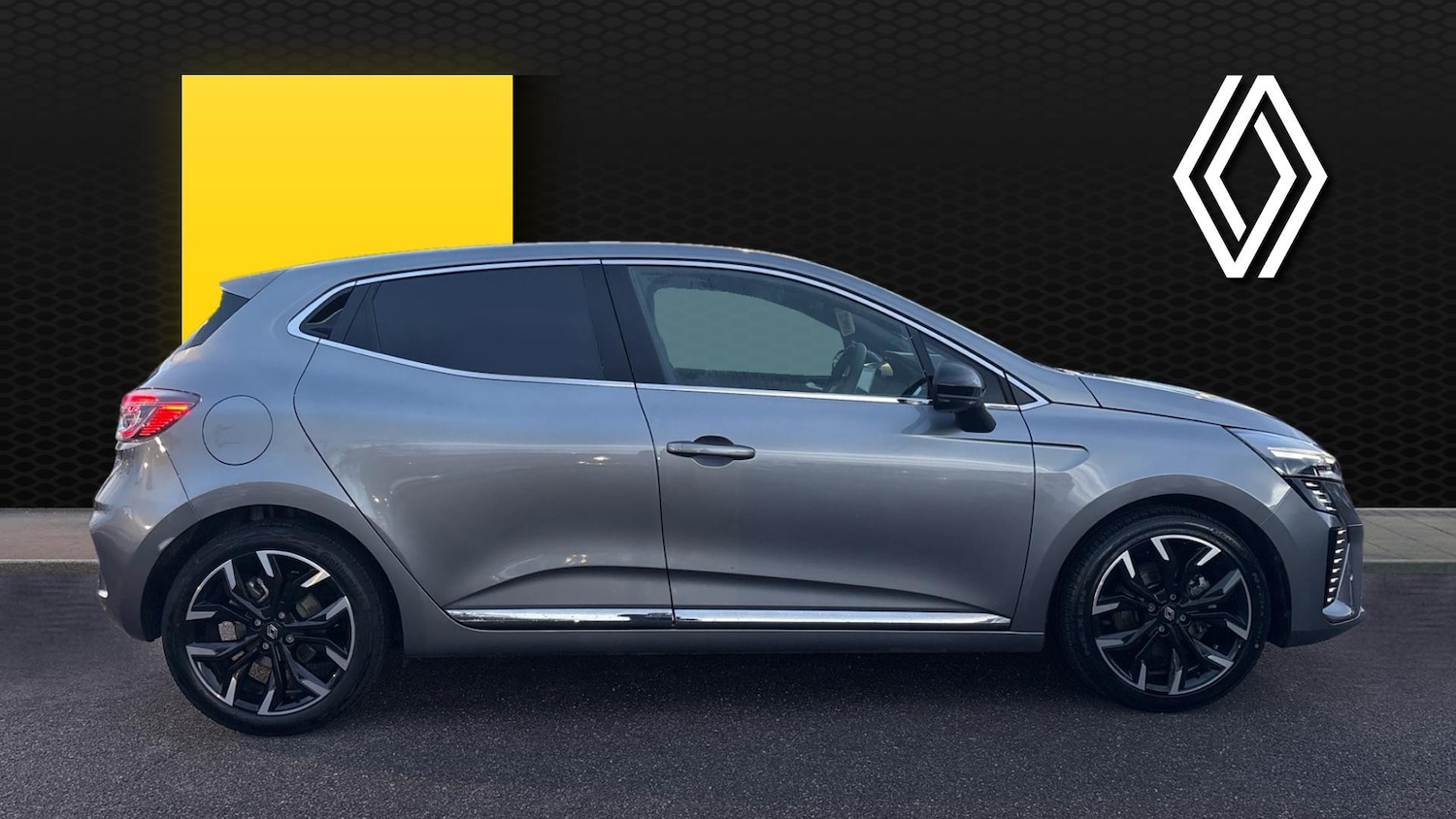 Used Renault Clio 2025 for sale - 76532051: Photo 5