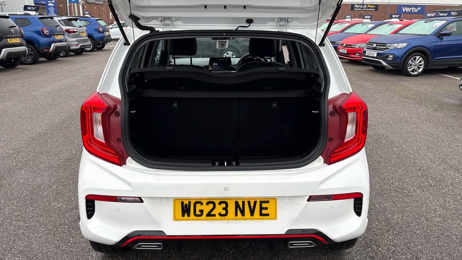 Used Kia Picanto 2023 for sale - 76287139: Photo 4