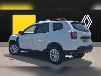 Used Dacia Duster 2023 for sale - 79056833: Photo