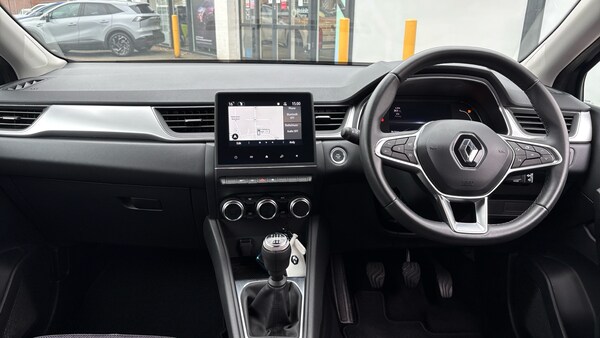 Used Renault Captur 2022 for sale - 76129296: Photo 10