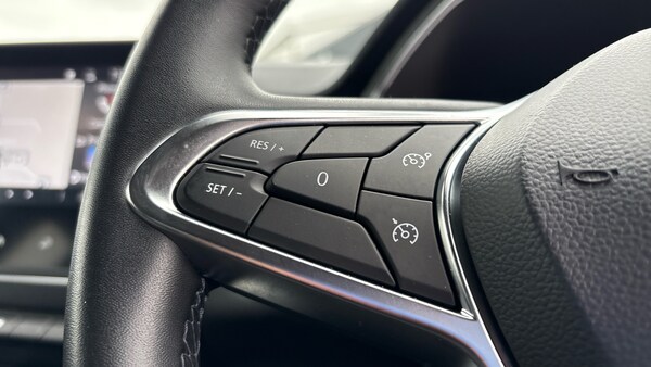Used Renault Captur 2022 for sale - 76129296: Photo 22