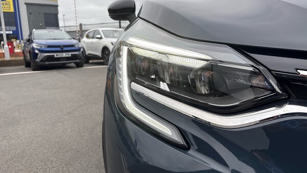 Used Renault Captur 2022 for sale - 76129296: Photo 34