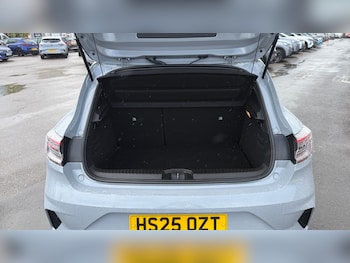 Used Renault Clio 2025 for sale - 78778472: Photo
