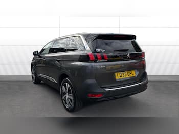 Used Peugeot 5008 2023 for sale - 79776096: Photo