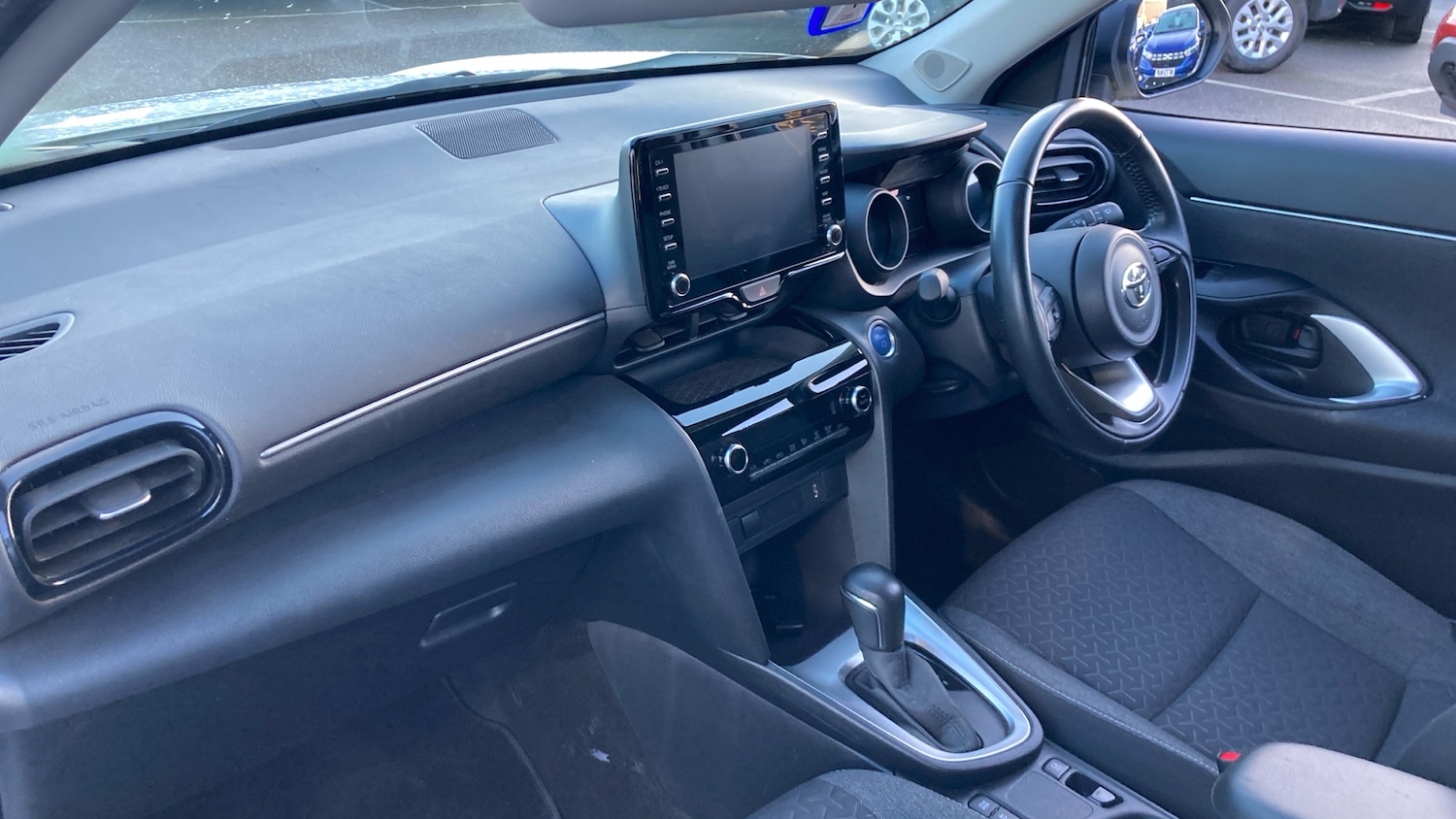 Used Toyota Yaris Cross 2022 for sale - 77026024: Photo 9