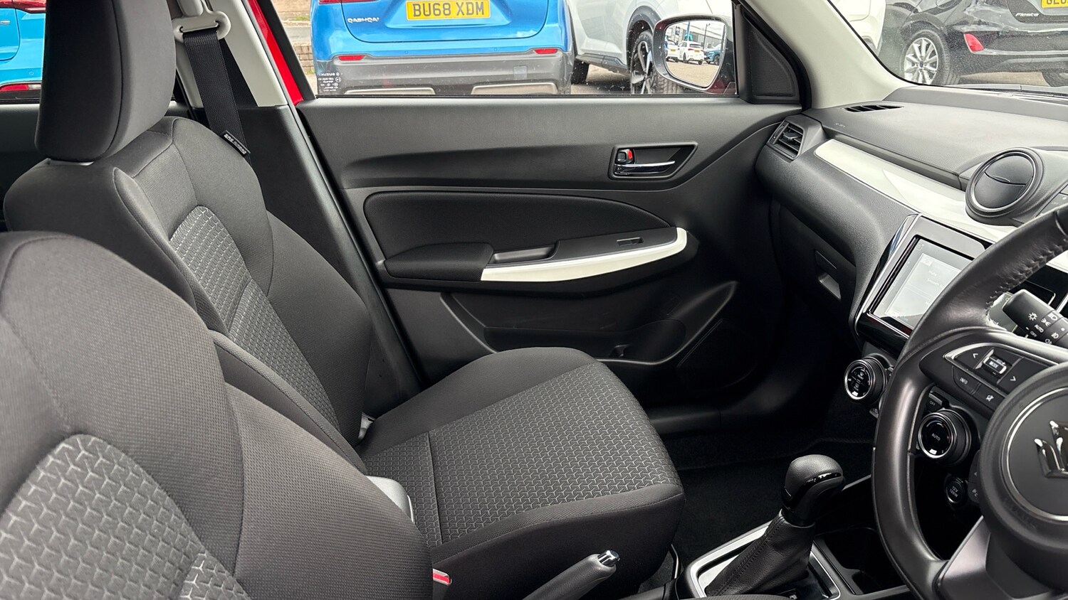 Used Suzuki Swift 2019 for sale - 76045922: Photo 14