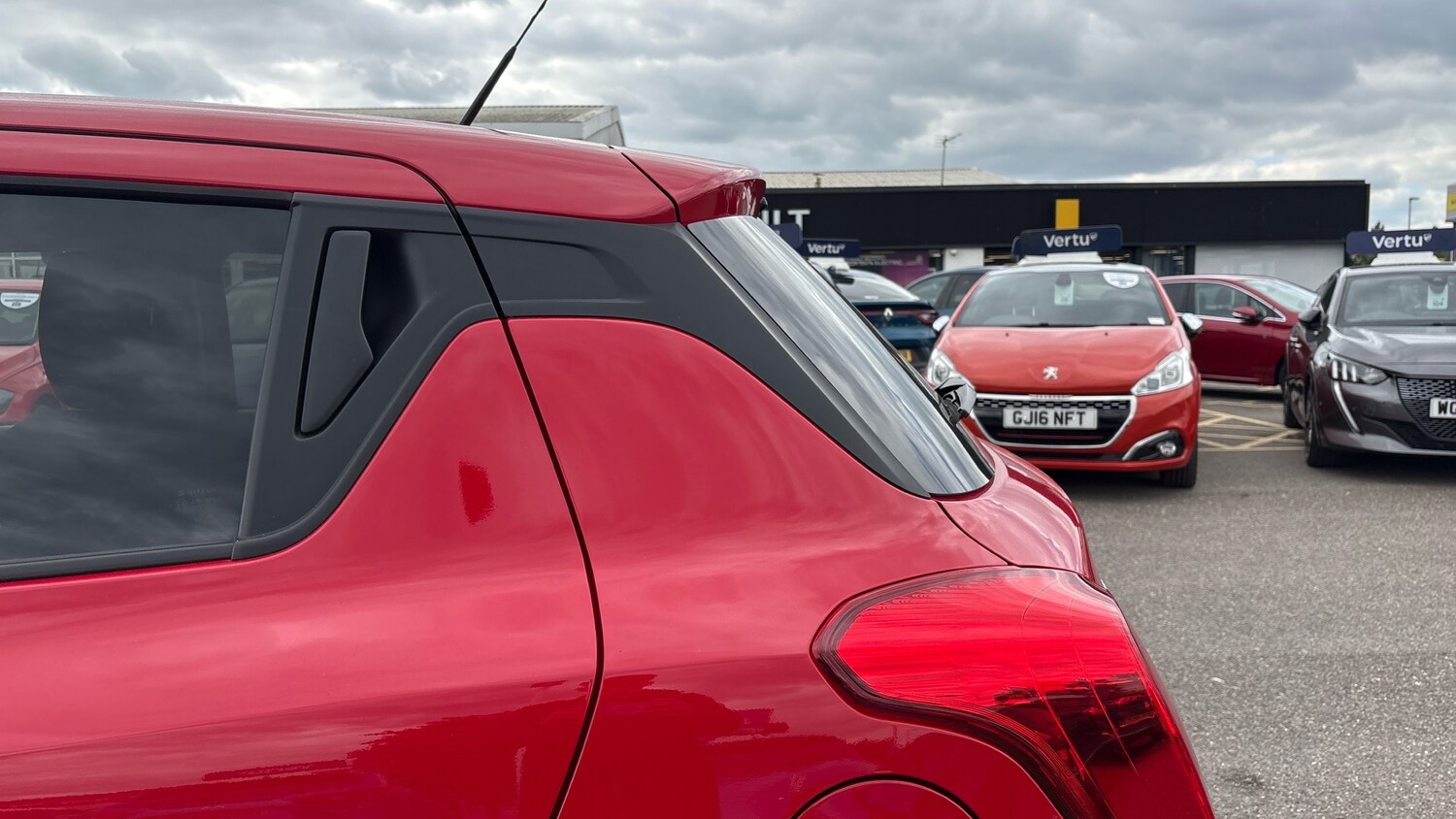 Used Suzuki Swift 2019 for sale - 76045922: Photo 36