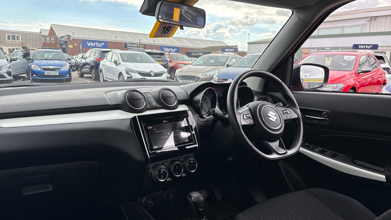 Used Suzuki Swift 2019 for sale - 76045922: Photo 9