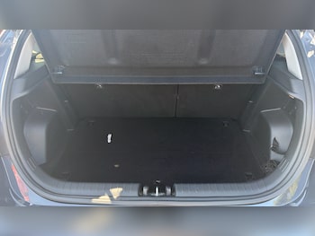 Used Hyundai i20 2023 for sale - 79163417: Photo