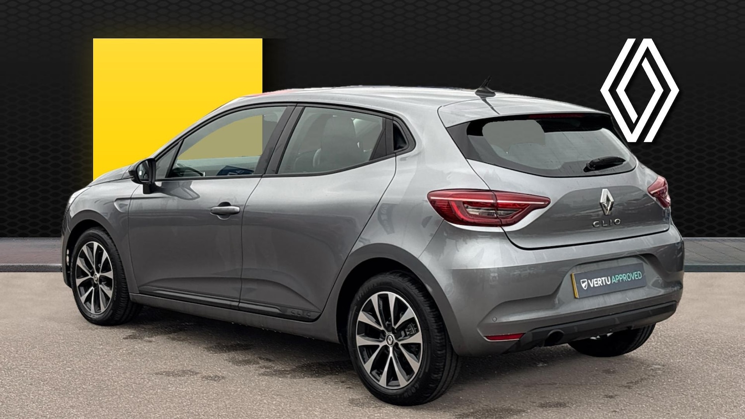 Used Renault Clio 2023 for sale - 76287903: Photo 2