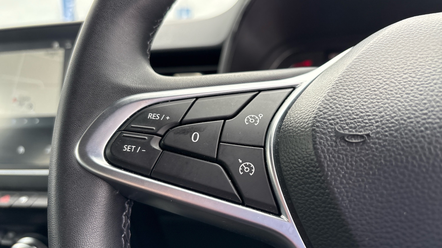 Used Renault Clio 2023 for sale - 76287903: Photo 21
