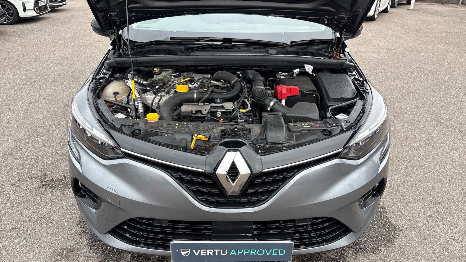 Used Renault Clio 2023 for sale - 76287903: Photo 8