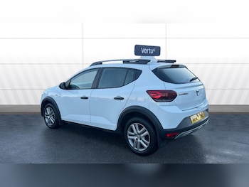 Used Dacia Sandero Stepway 2022 for sale - 76532045: Photo