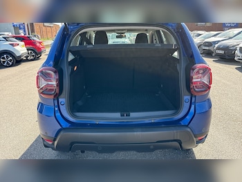 Used Dacia Duster 2022 for sale - 75932350: Photo
