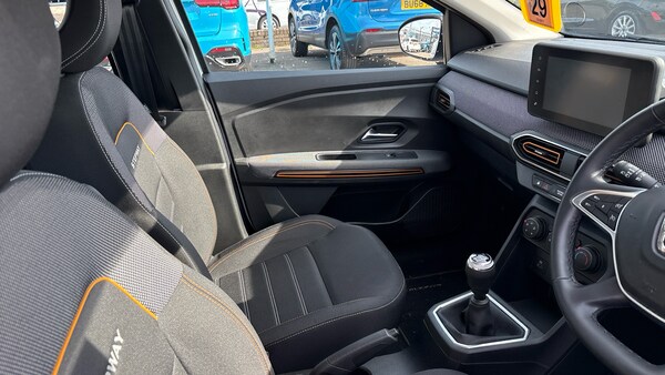 Used Dacia Sandero Stepway 2021 for sale - 76220687: Photo 14