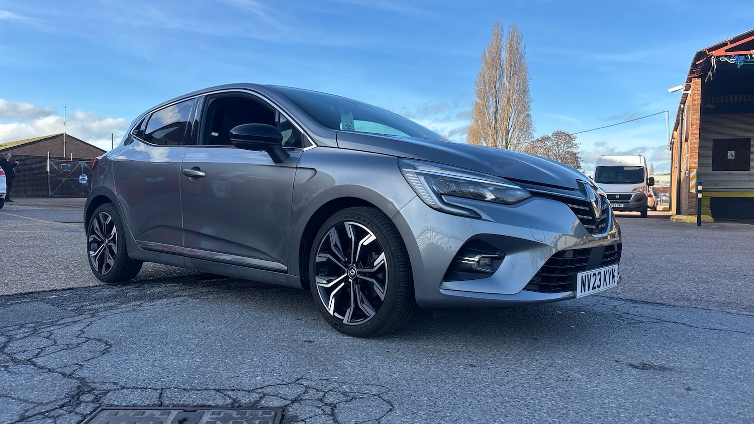 Used Renault Clio 2023 for sale - 76817400: Photo 22