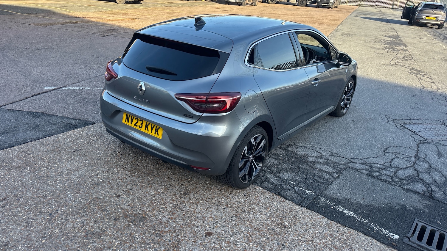 Used Renault Clio 2023 for sale - 76817400: Photo 27