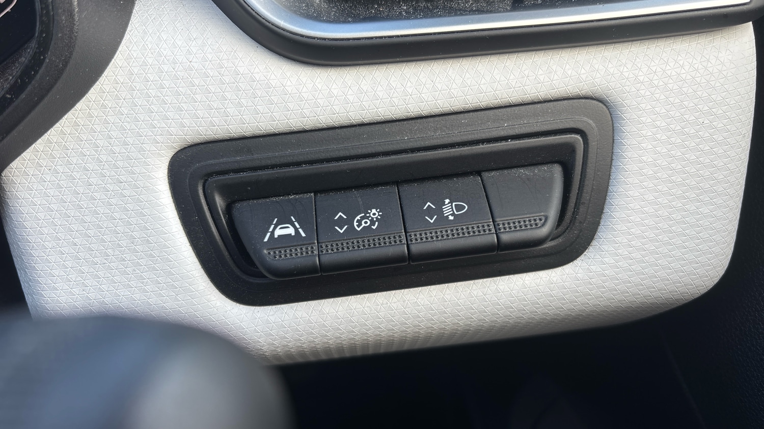 Used Renault Clio 2023 for sale - 76817400: Photo 34