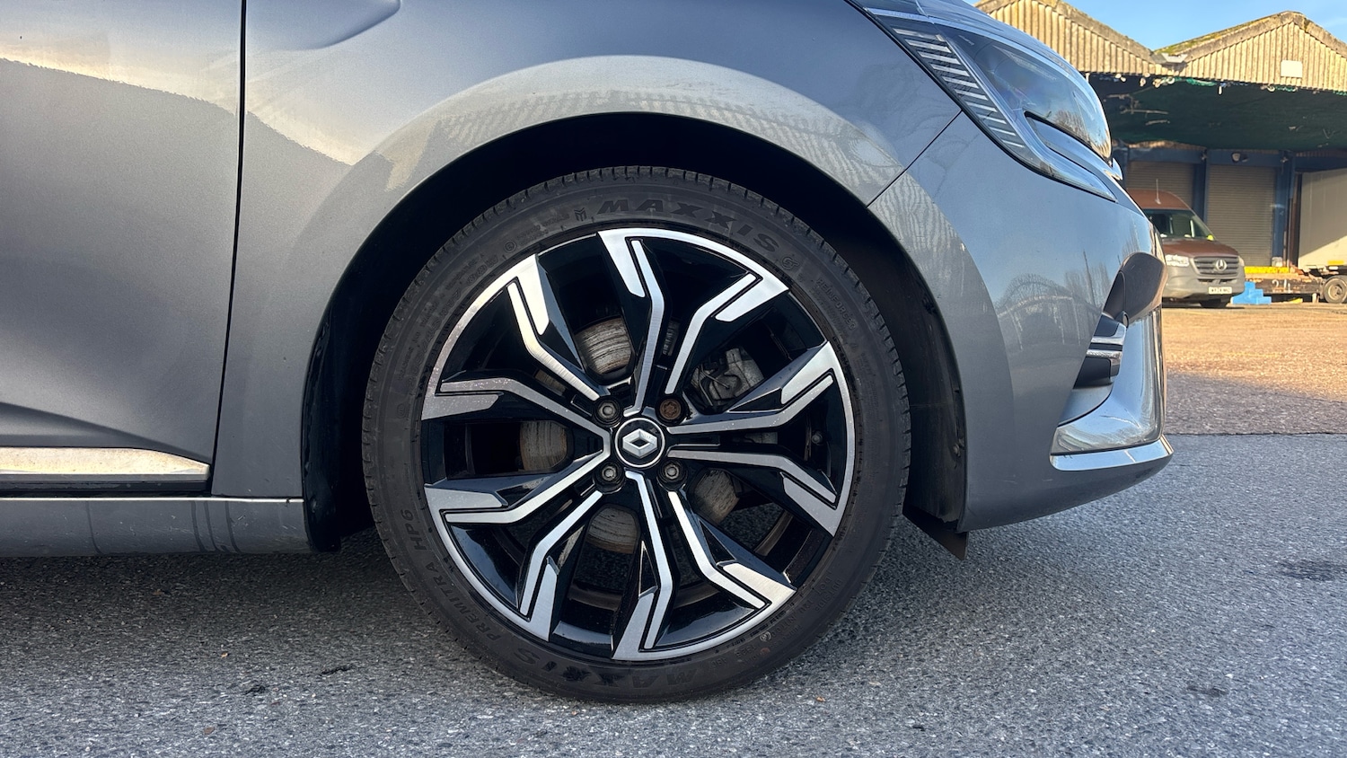 Used Renault Clio 2023 for sale - 76817400: Photo 7