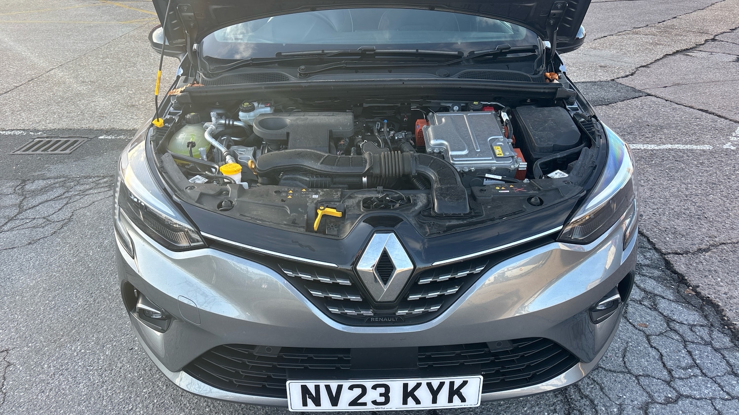 Used Renault Clio 2023 for sale - 76817400: Photo 8