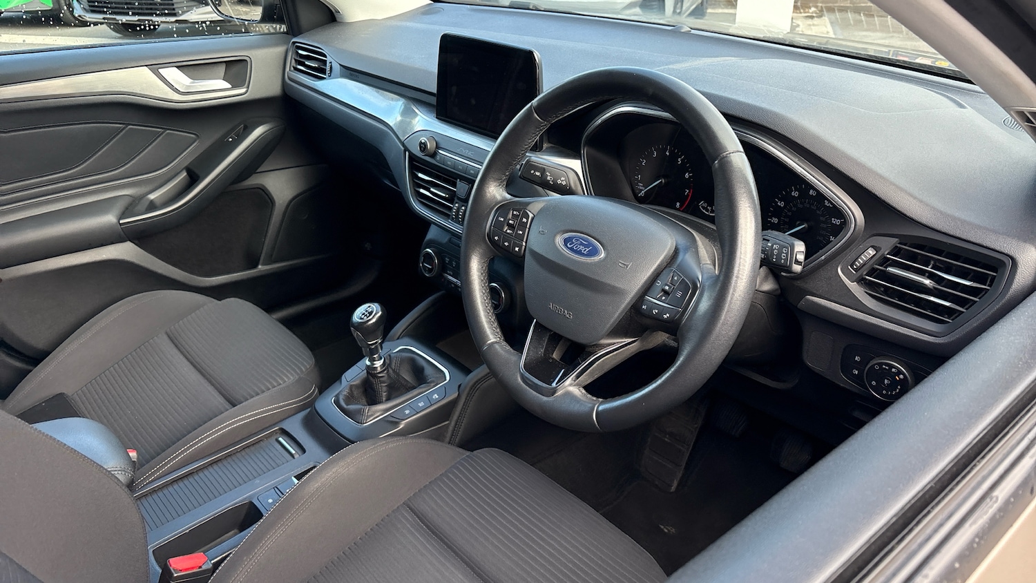 Used Ford Focus 2018 for sale - 76477120: Photo 11