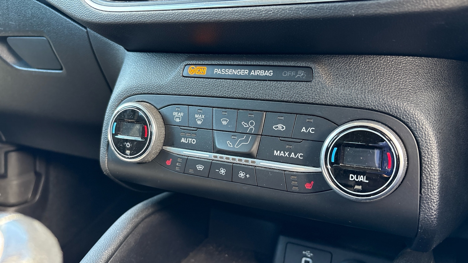 Used Ford Focus 2018 for sale - 76477120: Photo 27