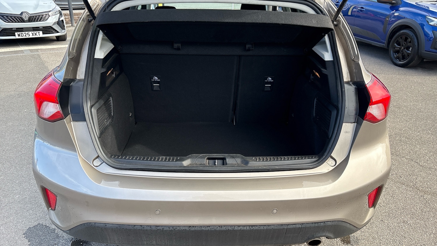 Used Ford Focus 2018 for sale - 76477120: Photo 4