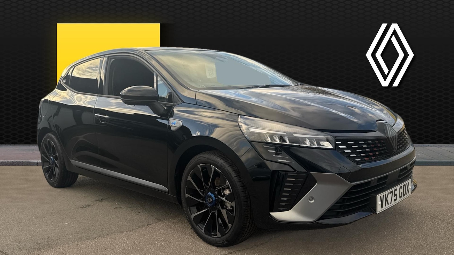 Used Renault Clio 2025 for sale - 76532049: Photo 1