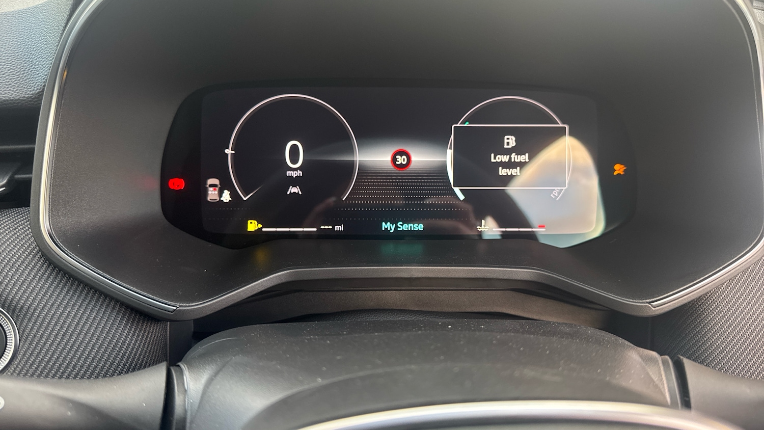 Used Renault Clio 2025 for sale - 76532049: Photo 18