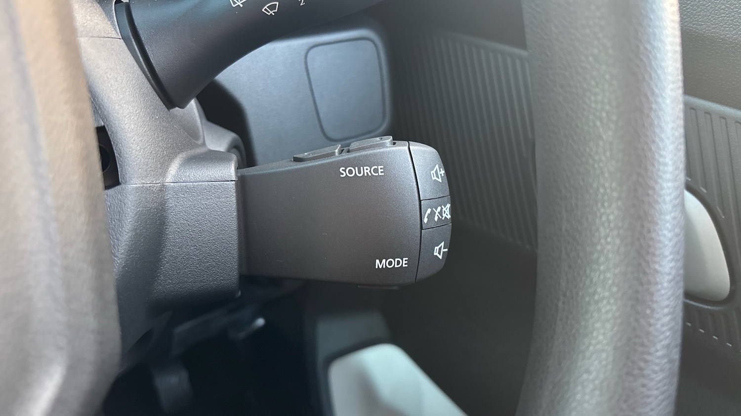 Used Dacia Spring 2025 for sale - 76344568: Photo 35