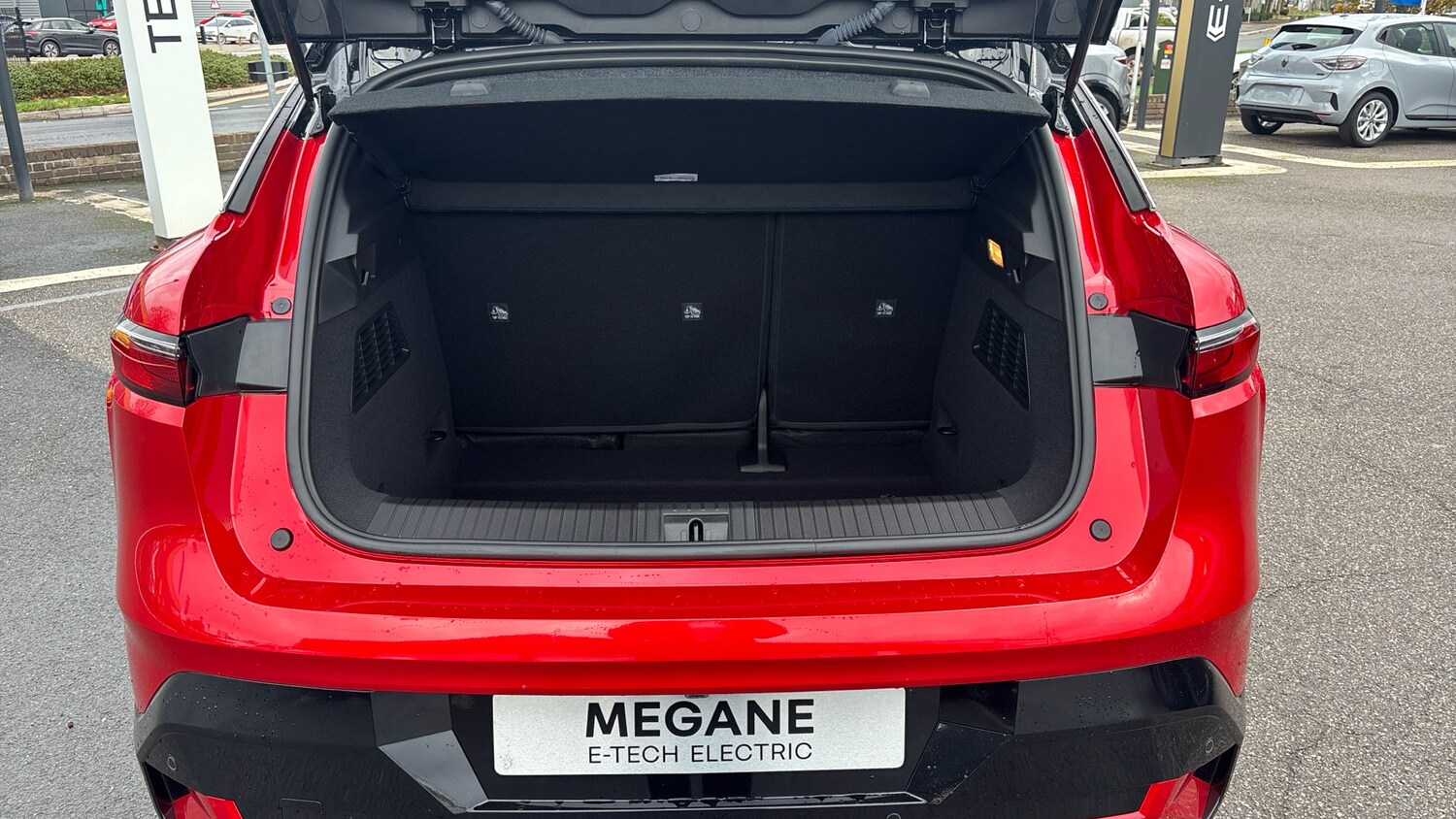 Used Renault Megane E Tech 2025 for sale - 76599890: Photo 4