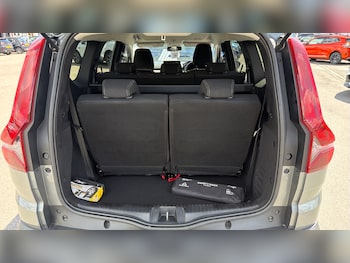 Used Dacia Jogger 2024 for sale - 78555999: Photo