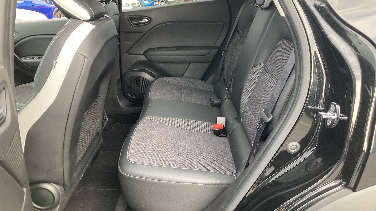 Used Renault Captur 2021 for sale - 77848786: Photo 16