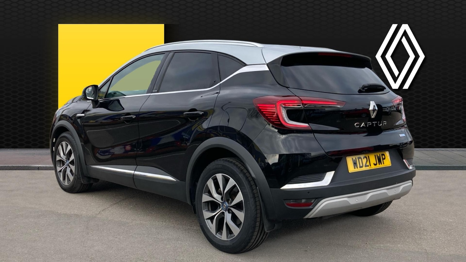 Used Renault Captur 2021 for sale - 77848786: Photo 2