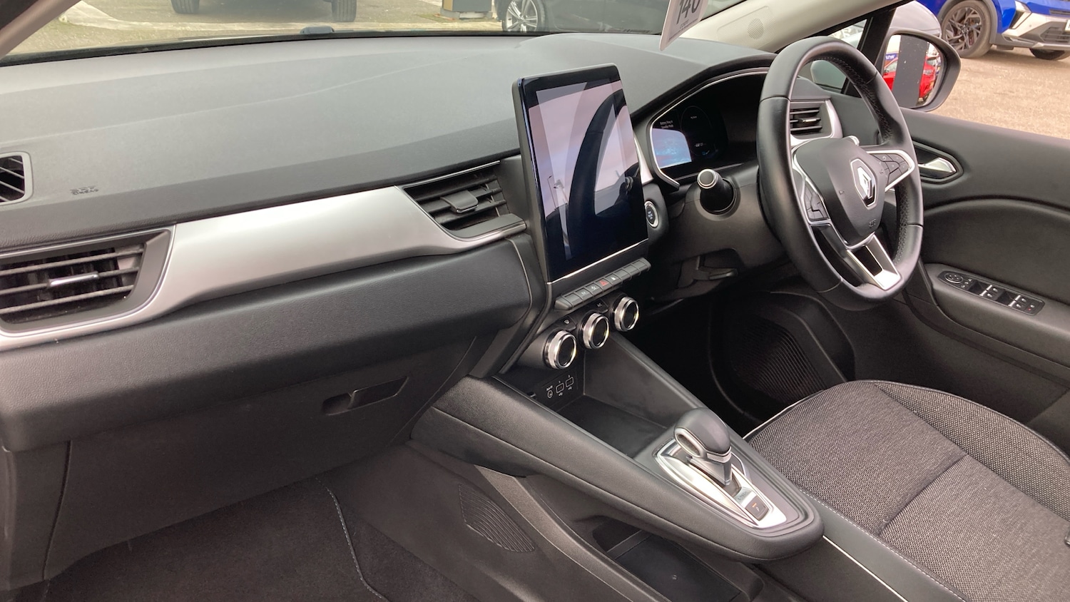 Used Renault Captur 2021 for sale - 77848786: Photo 9