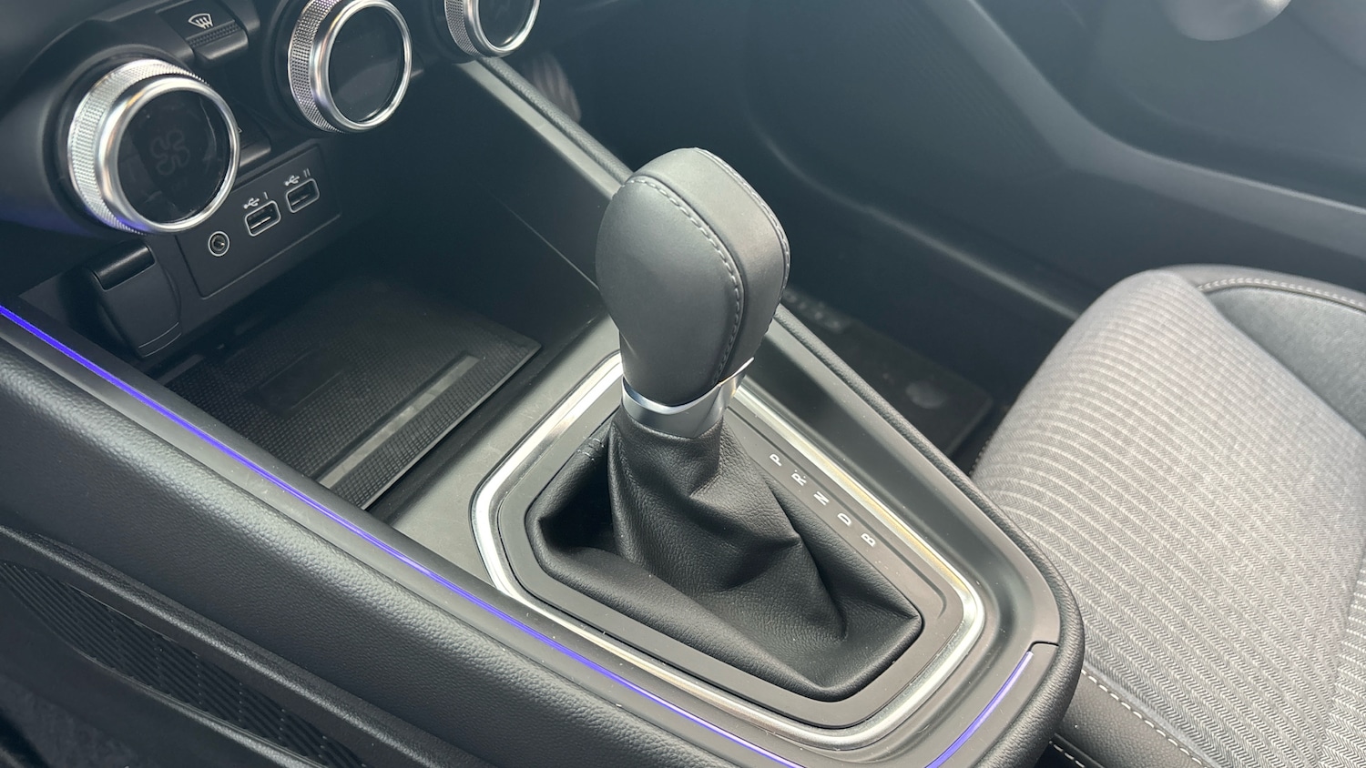 Used Renault Clio 2025 for sale - 76921190: Photo 13